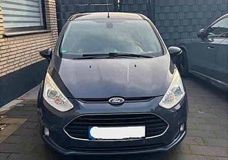 Ford B-Max 1,0 EcoBoost 92kW Titanium