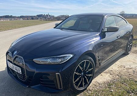 BMW i4 M50 - Driving Assist Prof - Live Cockpit