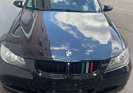 BMW 320d -