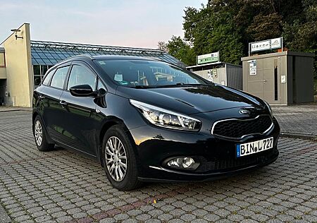 Kia Cee'd Sportswagon 1.6 CRDi 128 Vision Sports...
