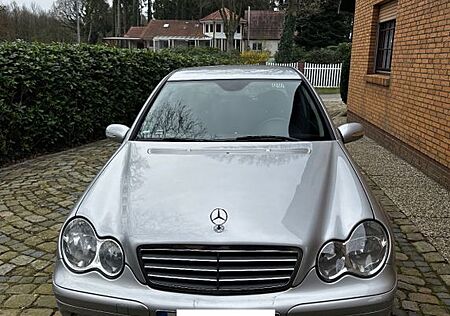 Mercedes-Benz 200 C CDW W203