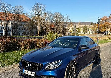 Mercedes-Benz C 63 AMG C 63S AMG PERFORMANCE BURMESTER BUCKETSEATS
