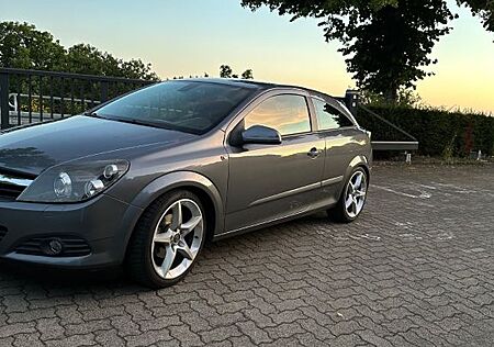 Opel Astra GTC 1.8