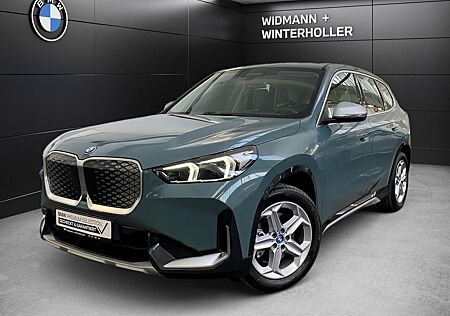 BMW iX1 xDrive30 xLine HUD LC Prof. ad.LED DA+ AHK