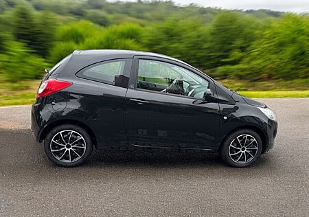 Ford Ka /+ 1,2 Titanium - Klima aus Rentnerhand