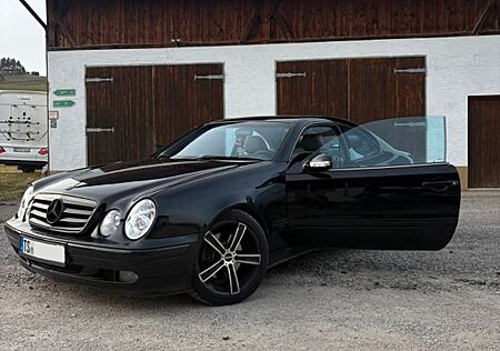 Mercedes-Benz CLK 320 Avantgarde C208, W208