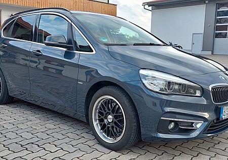 BMW 2er 220 Active Tourer 220d Luxury Line