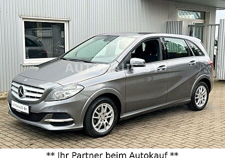 Mercedes-Benz B 200 c NGD Erdgas **NAVI-PDC-SCHECKHEFT-2.HND**