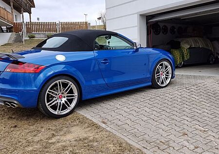 Audi TTS Roadster S tronic quattro - Liebhaberstück