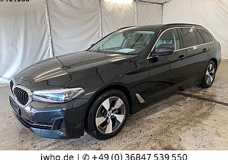 BMW 520d Touring Aut.|Live Cockpit|Keyl.|Driv.Assist