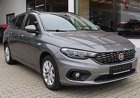 Fiat Tipo Kombi Tipo1.4 16VEasy,Navi,Klima,PDC,ve...