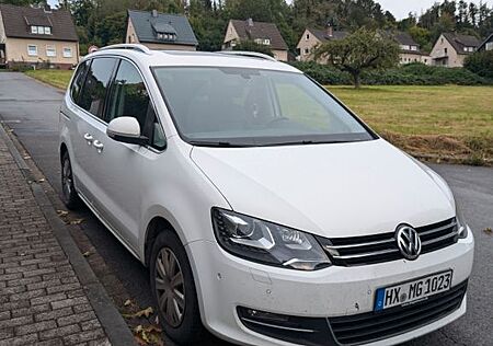 VW Sharan Volkswagen 2.0 TDI DSG BlueMotion Tech Highline ...