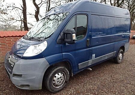 Citroën Jumper 3,0 HDI L2H2 158 PS