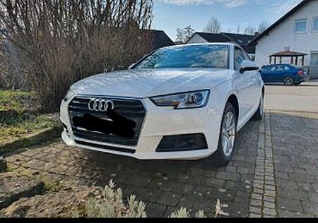 Audi A4 2.0 TFSI ultra S tronic Avant -