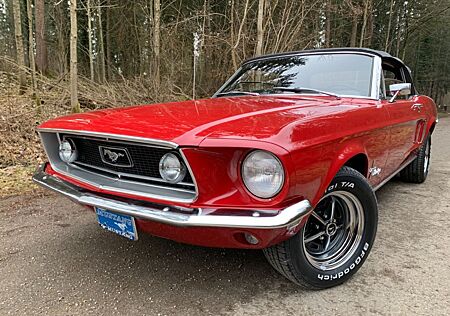 Ford Mustang Cabrio V8,orig.57tmls!Erstlack!Survivor!