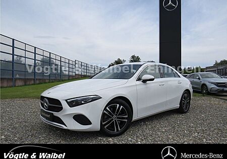 Mercedes-Benz A 220 4M PROGRESSIVE LINE ADVANCED+MULTIBEAM+KAM