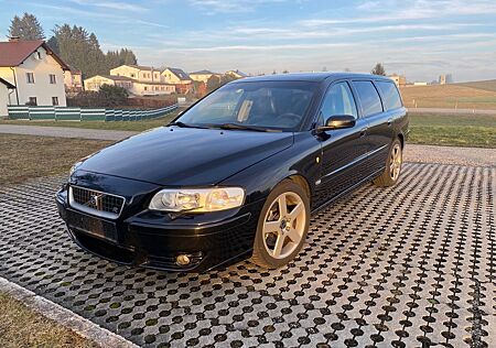 Volvo V70 R Manual