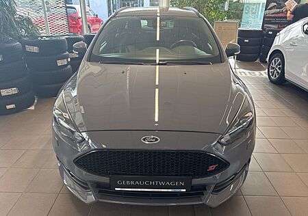 Ford Focus ST 2.0 Ecoboost ST
