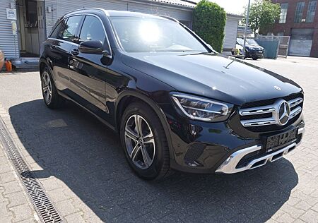 Mercedes-Benz GLC 220 d 4Matic Business MBUX Navi LED