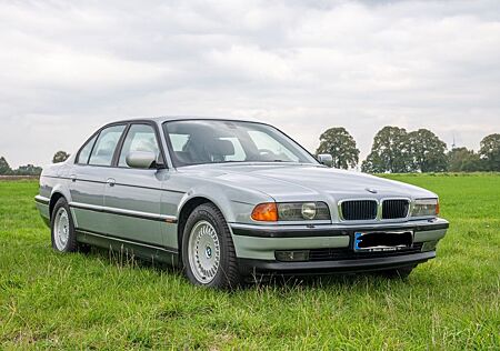 BMW 740 gebraucht kaufen BMW 740i A - Limousine V8 M62 Motor Original Zustand