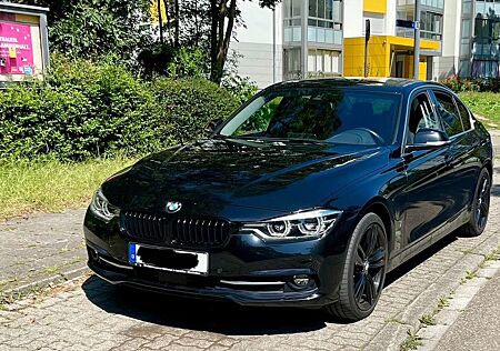 BMW 330e Sport Line