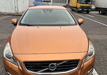 Volvo S60 2.0T | 203 PS | Gepflegt | Wartung neu
