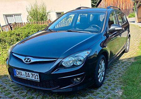 Hyundai i30 CW 1.6 CRDi 66 kW Classic Classic