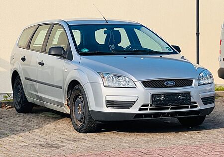 Ford Focus Turnier Trend TÜV NEU
