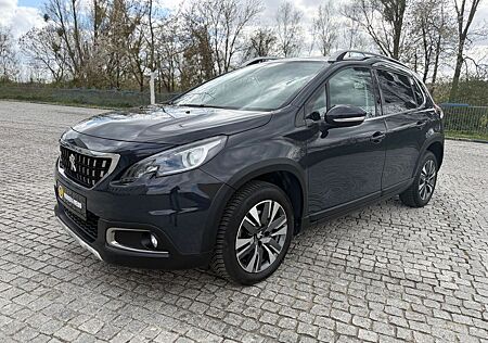 Peugeot 2008 1.2 Allure AUTOMATIK/NAVI/PDC/TEIL-LEDER