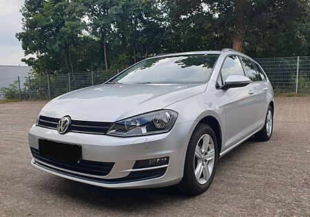 VW Golf Volkswagen 7 Variant 1.2 TSI Garagenfahrzeug