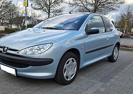 Peugeot 206 1.4 Guter Zustand HIFI Hifonics/Eton