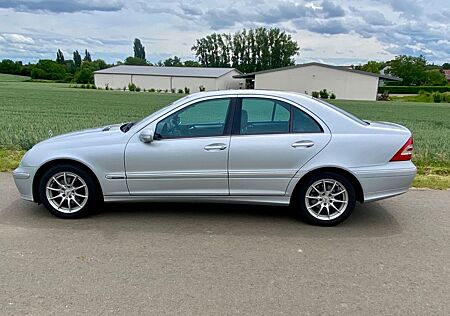 Mercedes-Benz C 200 KOMPRESSOR AVANTGARDE Sport Edition