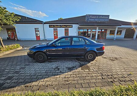 Audi A4 1.8 -