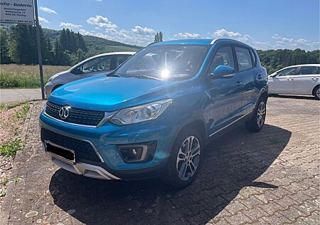 BAIC Senova X35 Schiebedach AHK