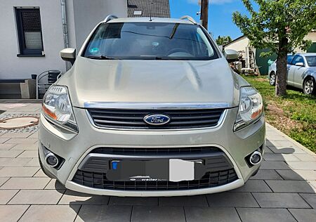 Ford Kuga 2,0 TDCi Titanium, 1. Hand, AHK, Scheckheft