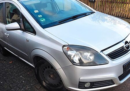 Opel Zafira B BG11, 1,8 Benziner, Silber, 7 Sitze