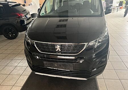 Peugeot Rifter PureTech 130 L1 EAT8 Allure