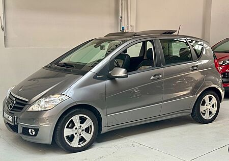 Mercedes-Benz A 200 DESIGNO*AUTOMATIK*NAVI*LAMELLENDACH*XENON