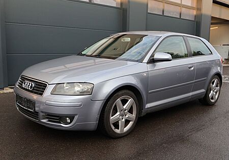 Audi A3 2.0 FSI Lim. Attraction