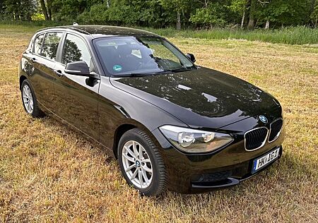 BMW 116i SHZ PDC USB MFL LM Klimaautomatic