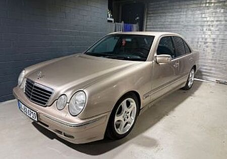 Mercedes-Benz E 280 4MATIC AVANTGARDE Avantgarde