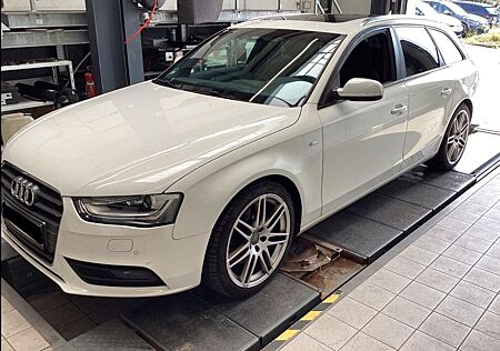 Audi A4 Avant 3.0 TDI S line Sportpaket plus quattro