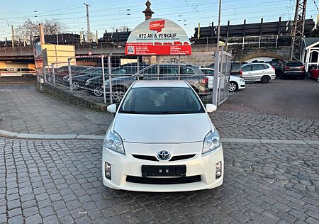 Toyota Prius Life AUTOMATIK/NAVI/KAMERA/MULT.L/HEAD UP