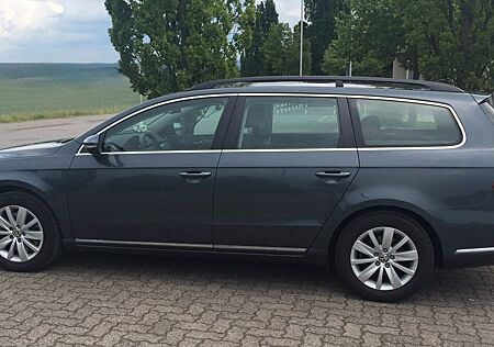 VW Passat Variant Volkswagen 2.0 TDI DSG 4MOT 125kW Comf B...