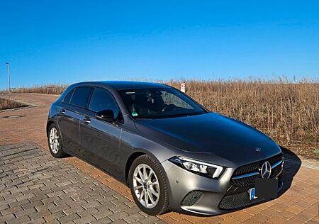 Mercedes-Benz A 200 - Progressive - Top gepflegt