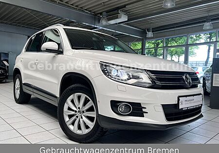 VW Tiguan Volkswagen Sport & Style 4Motion/Automatik/Nav/LED