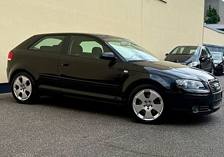 Audi A3 2.0 TFSI Ambition AUTOMATIK KLIMAAUT. SHZ GAR