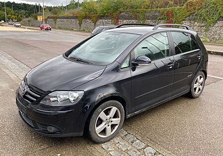 VW Golf Plus Volkswagen 1.6 United PDC, Tempomat, SHZ, AHK,