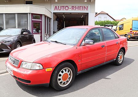 Audi A4 1.8 T quattro AHK
