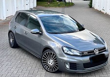 VW Golf Volkswagen 2.0 TDI DSG GTD GTD